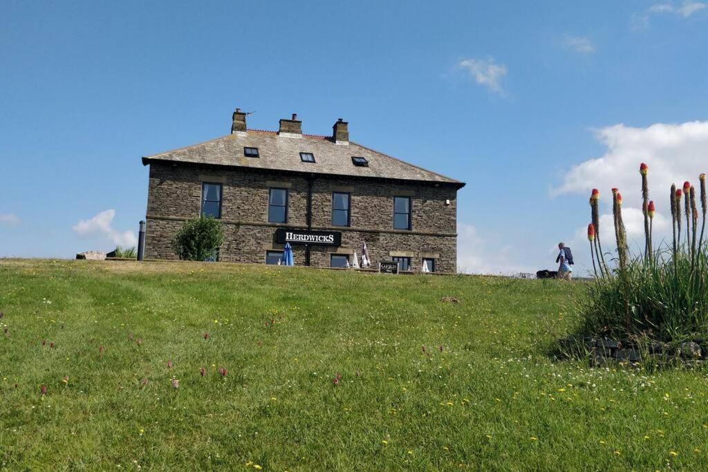 Lake View Lodge Millom Exterior foto