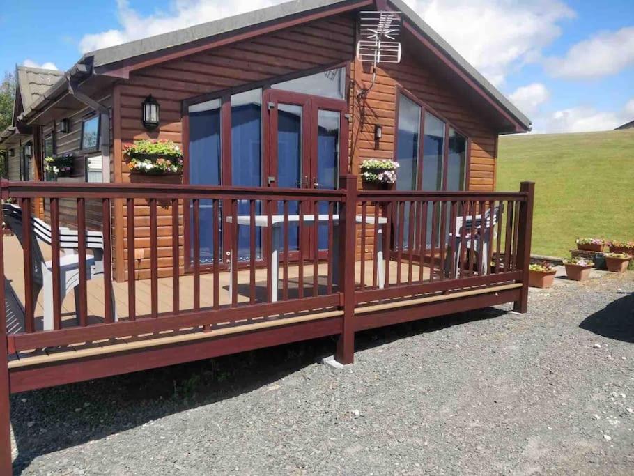 Lake View Lodge Millom Exterior foto